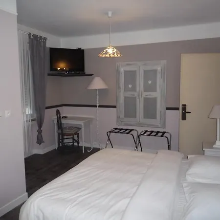 Du Centre Hotel 2*