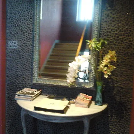 فندق Du Centre 2*